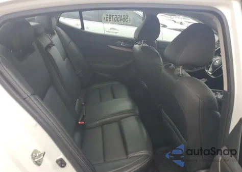 2017 Nissan Maxima 3.5S из США, поврежденный, VIN 1N4AA6AP3HC423655